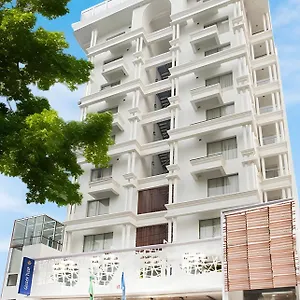 4* Hotel Golden Tulip - The Grandmark